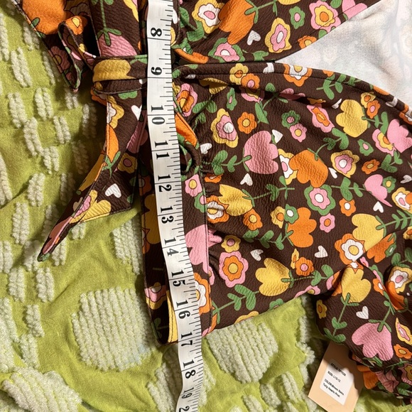 Unique Vintage Smak Parlor vintage inspired crop top. - Picture 8 of 10